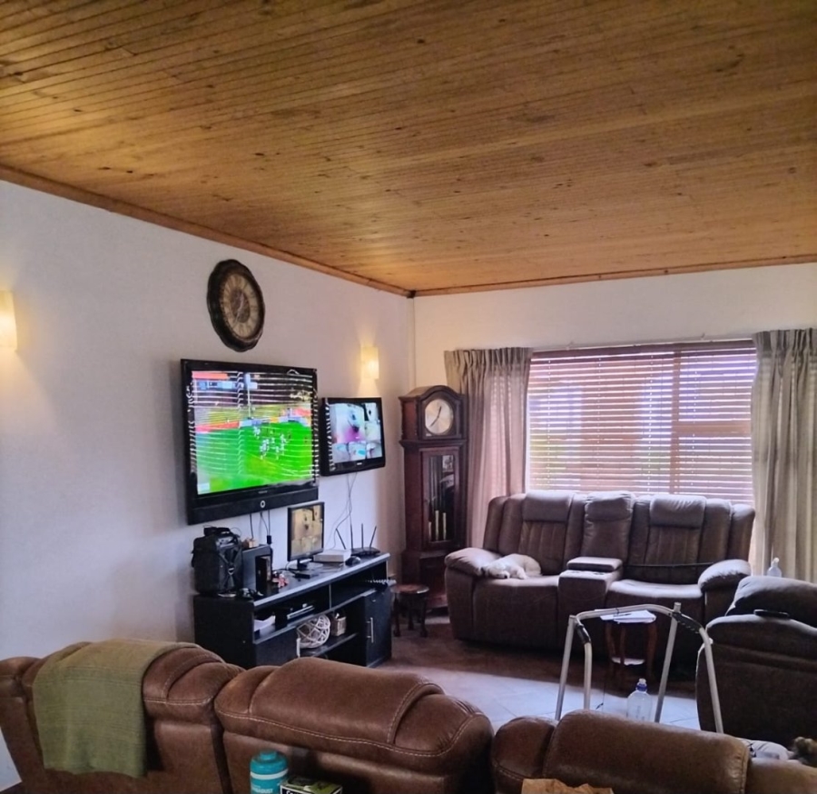 4 Bedroom Property for Sale in Retief Eastern Cape